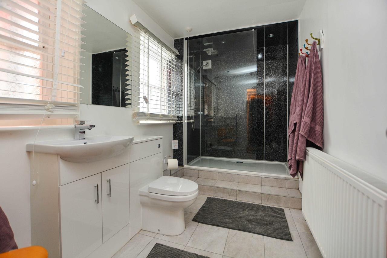 The Location- 1 Free Private Parking Space - 60 Second Walk 2 Minster! York Eksteriør billede